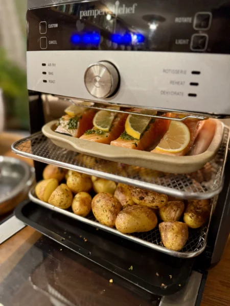 Lachs mit Kartoffeln aus dem Deluxe Air Fryer